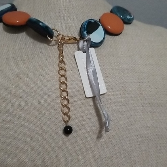 NWT Necklace - Picture 2 of 4